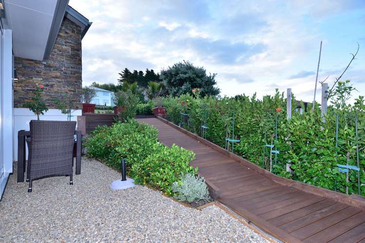 7 Bella Vista Drive Gulf Harbour_22