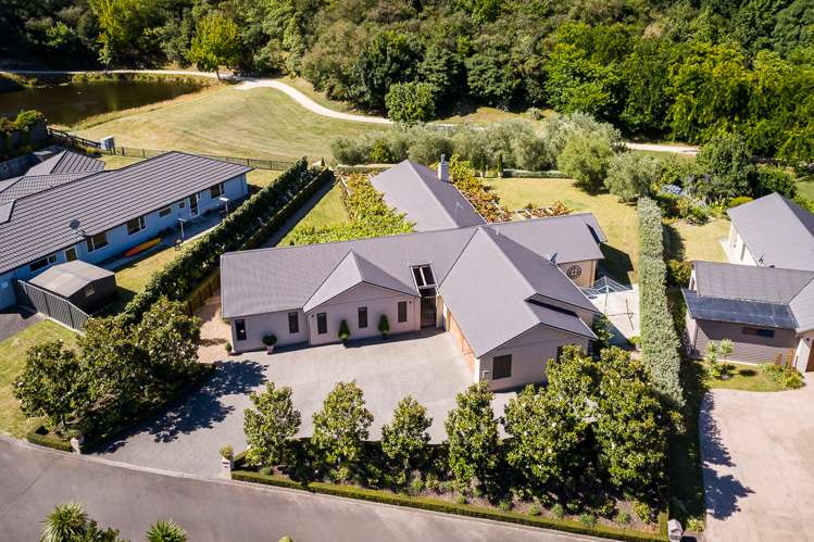 99 Kent Terrace Taradale_18