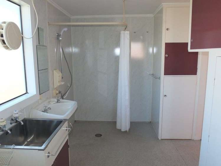 9 Huia Street Foxton Beach_7