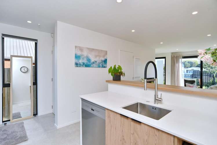 1/80 Milton Street Somerfield_6