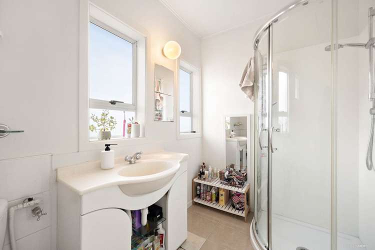 57 Pleasant Road Glen Eden_10