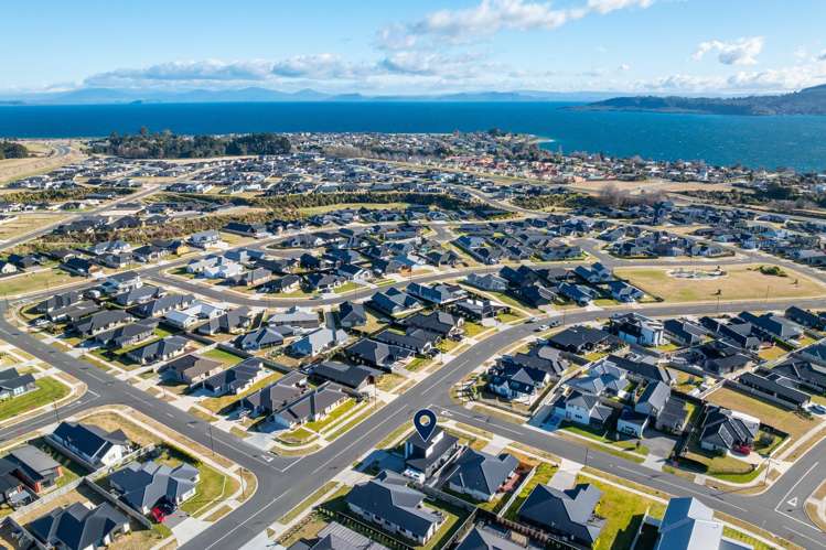 37 Maunganamu Drive Wharewaka_25