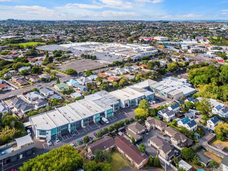 Whole Building/9/49 Sainsbury Road Road Mount Albert_5