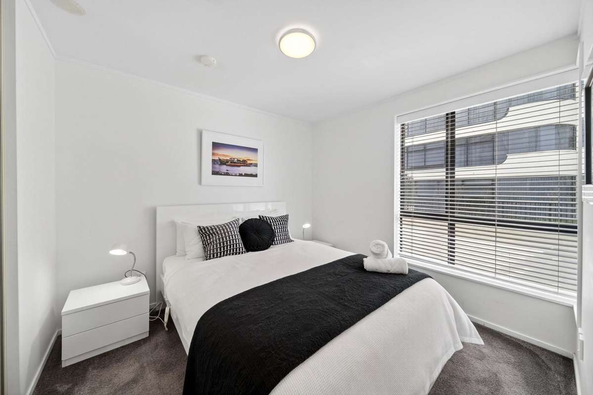 102/23 Maunganui Road_5