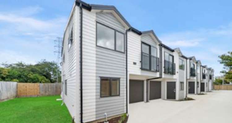 23d Laureston Avenue_0