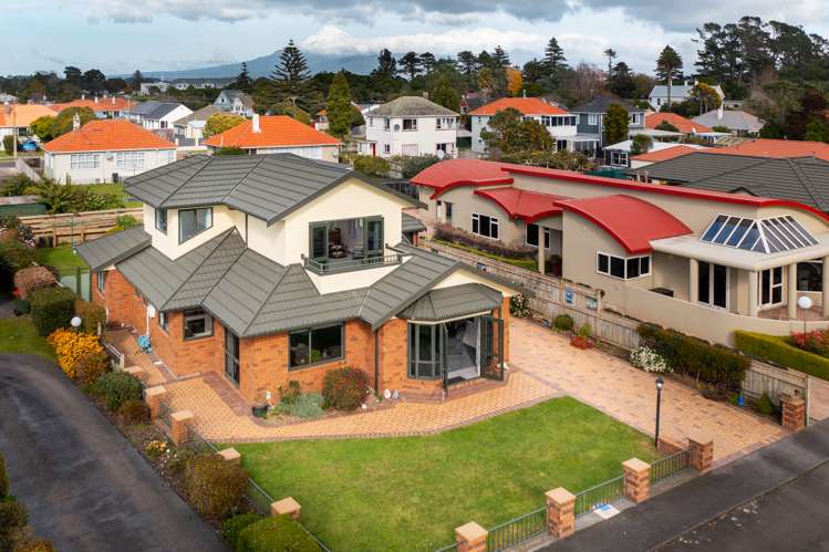 5 Saddle Row Welbourn_24