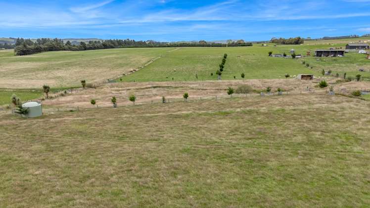 275 Munro Road Cheviot_25