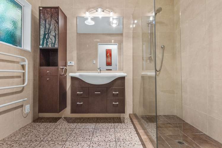 94 Milton Road Bluff Hill_12