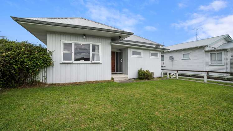 56 Herbert Road Te Hapara_16