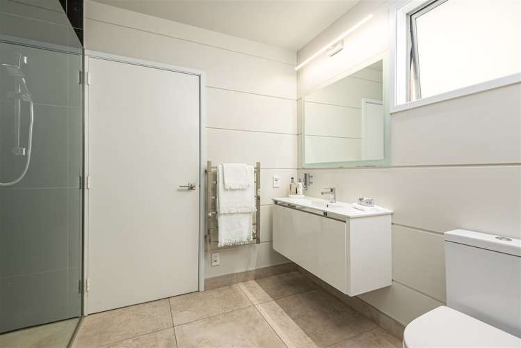 137 Soleares Avenue Mount Pleasant_14