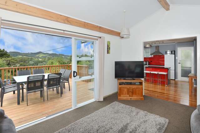 37 Takahe Street Tikipunga_2