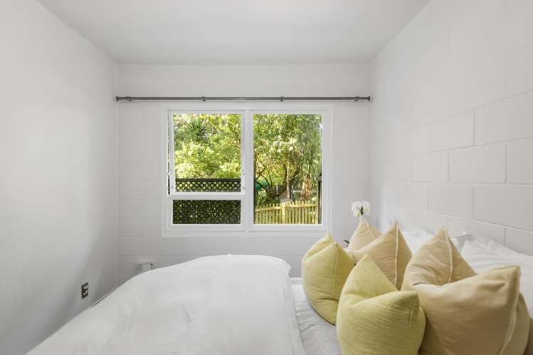4/8 Edenvale Park Road Mt Eden_10