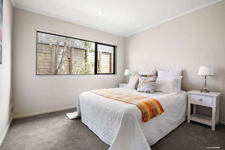 32 Leburn Crescent Flat Bush_12