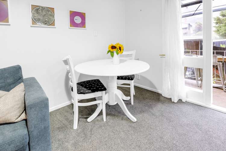 2/14 Saint Lukes Road Mount Albert_12