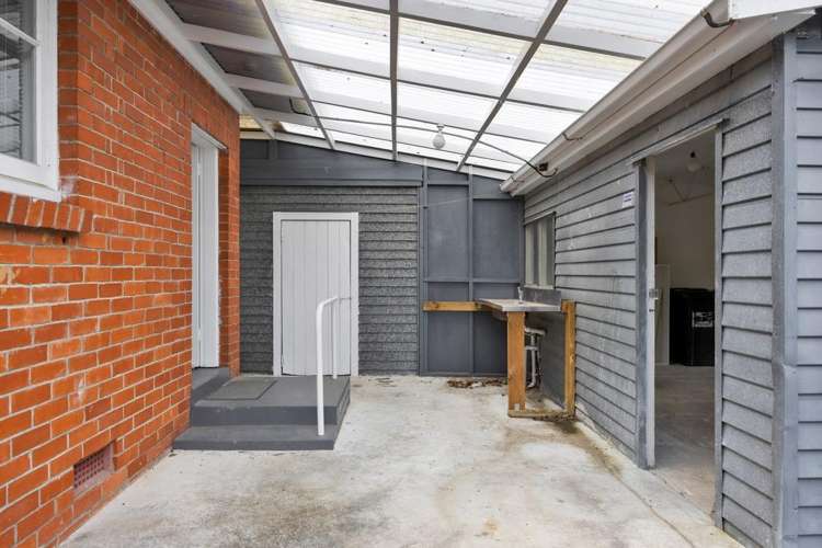 379 Broadway Stratford_13