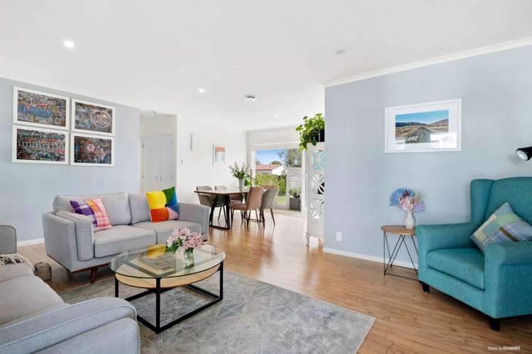 43 Beach Road Te Atatu Peninsula_4