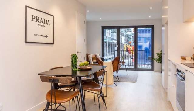 1/210 Hereford Street City Centre_3