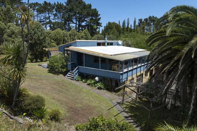 142 Takahe Road/ 2 Kaka St Ahipara_1