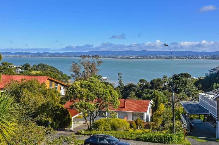 74 Hadfield Street Beach Haven_19