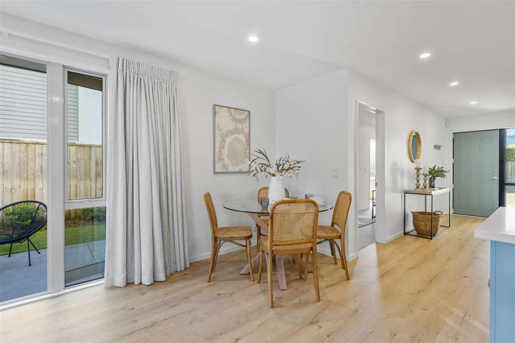 6 The Gate Yaldhurst_5