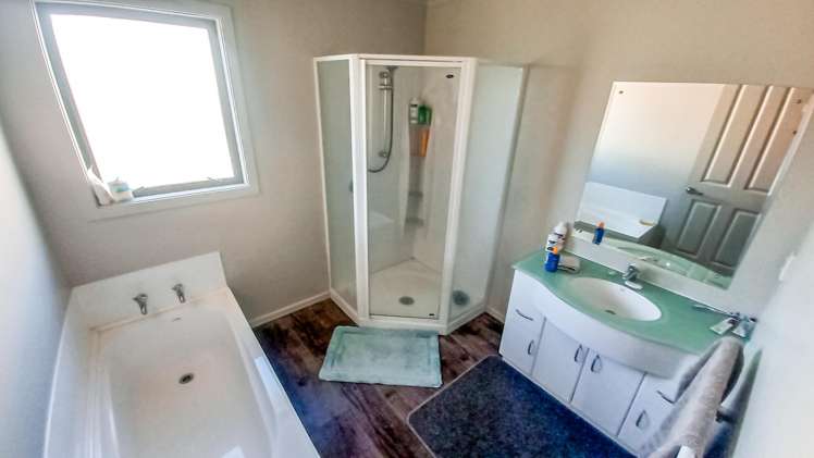 5 McFeely Street Tuatapere_14