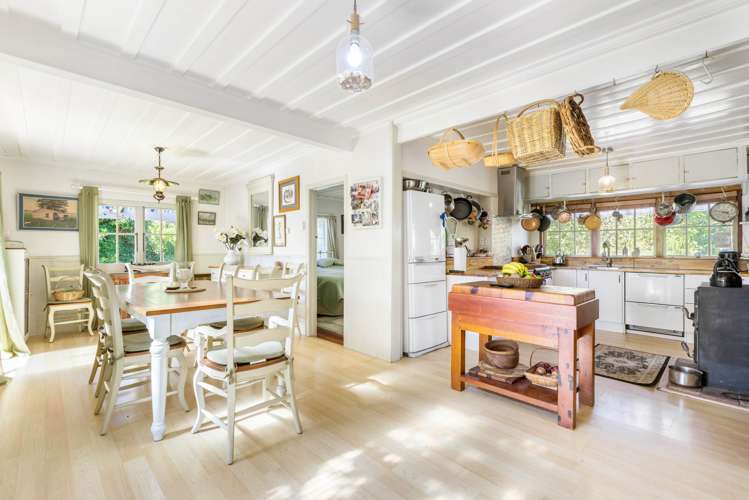 98 Hanham Road Kumeu_6