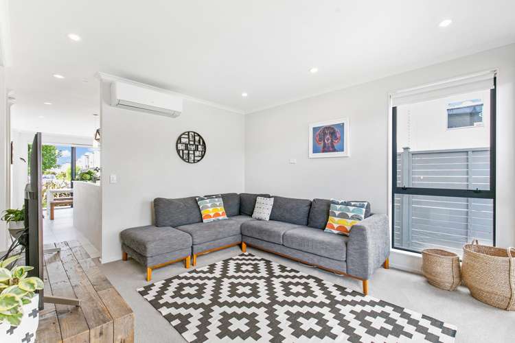 47 Costa Viva Crescent Karaka_5