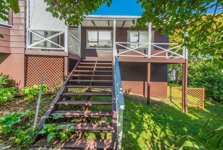 8 Charnley Grove Glenfield_7