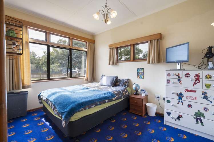 33 Daniell Street Bulls_14