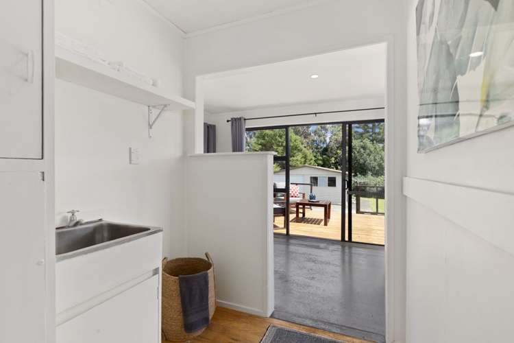 9 Walton Street Red Beach_20