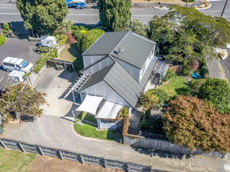 166 Cambridge Avenue_1