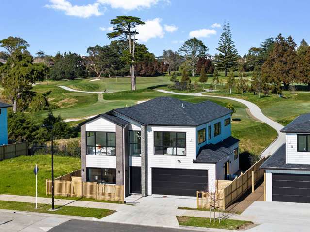 Elegant Living with Golf Course Views