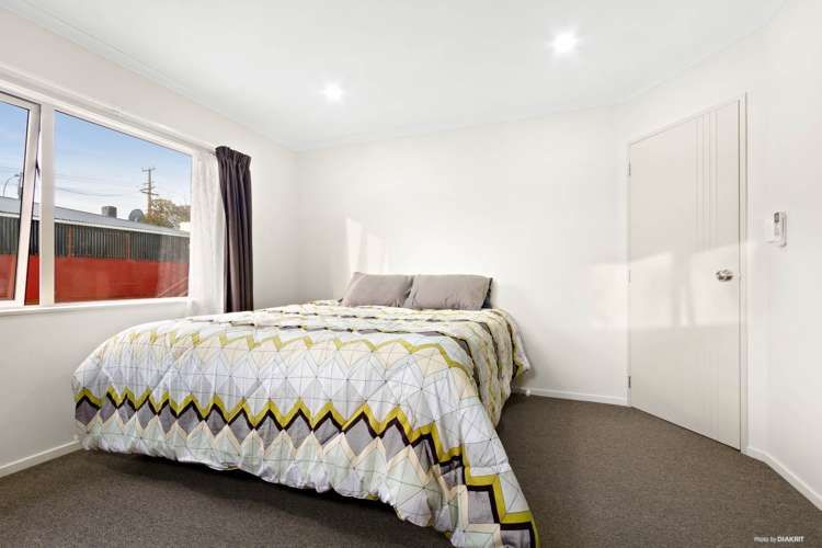 10a Sylvan Crescent Te Atatu South_10