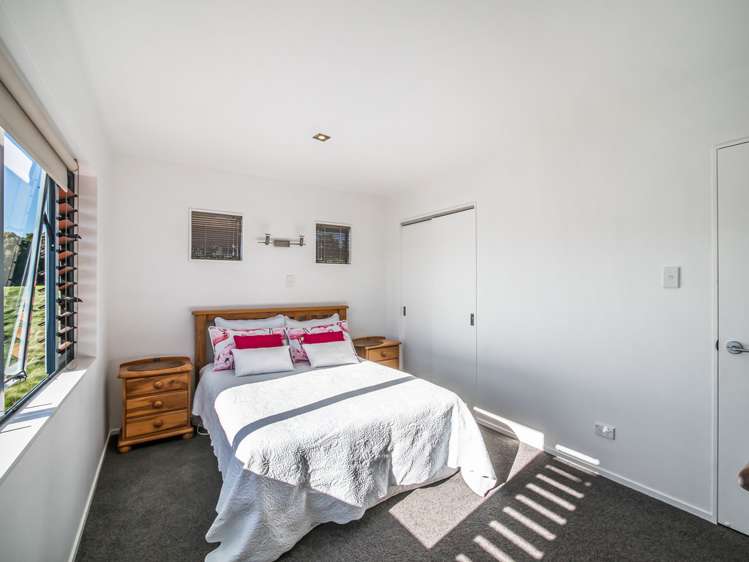 8 Fingal Way Gulf Harbour_16