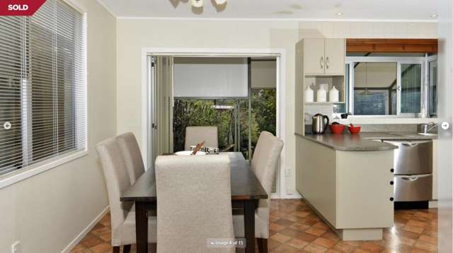 17 Peterhouse Place 11426_2