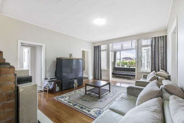 135 Mountain Road Mangere Bridge_5