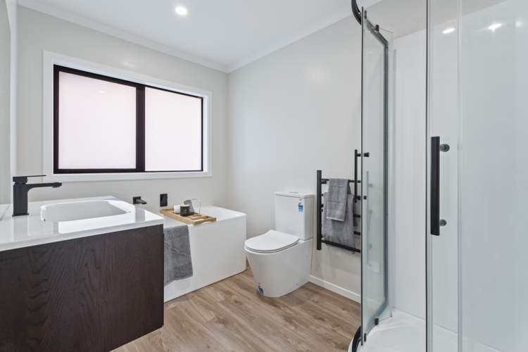 1a Arahi Place Rototuna North_12