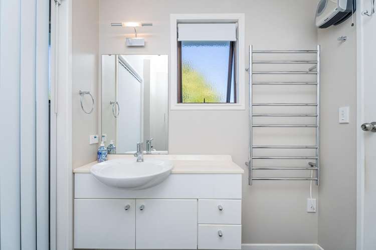 129 Cook Drive Whitianga_16