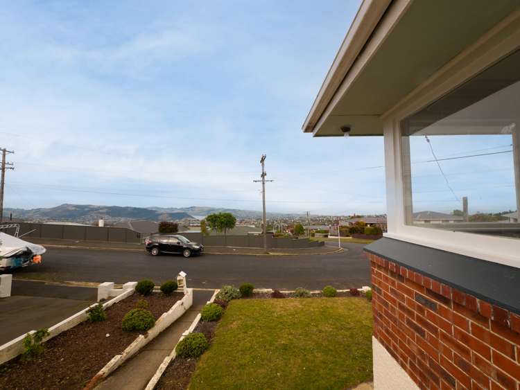 68 Stephen Street Halfway Bush_1