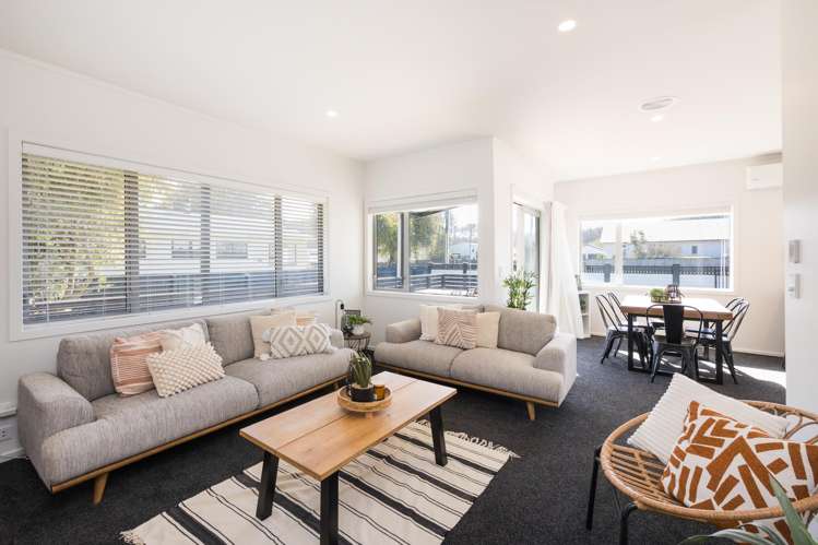 8 Cousins Avenue West Foxton Beach_4