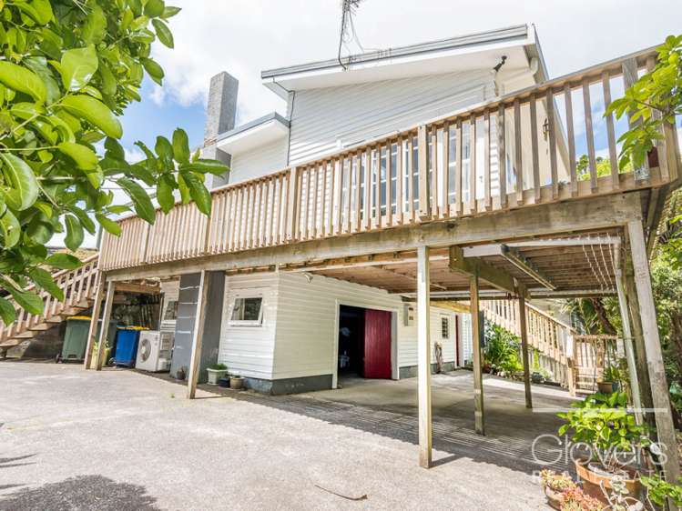 8 Tawini Road Titirangi_10