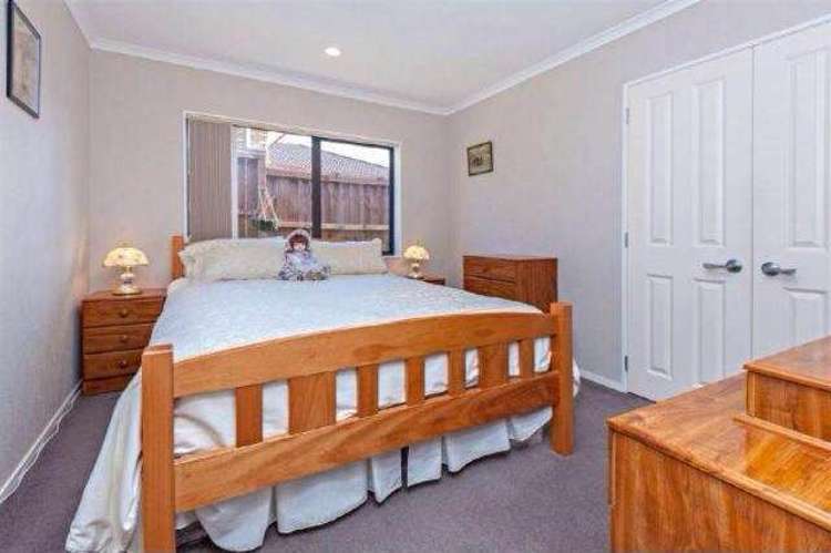 9 Sapperton Drive Henderson_12