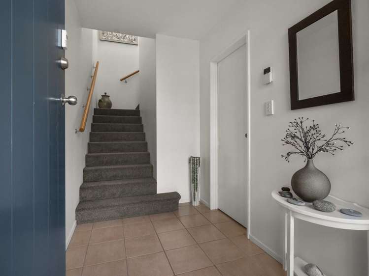 10/8 Tobago Place Sunnynook_9