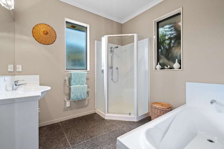 24 Montana Drive Pyes Pa_15