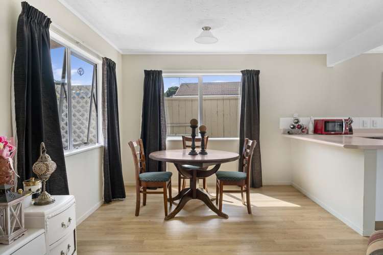 43 Arthur Crescent Hilltop_8