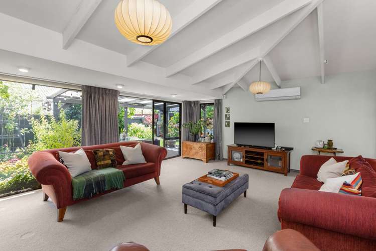 21 Upham Crescent Taradale_12