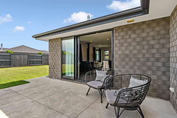 21 Maple Grove Solway_16