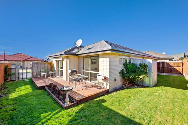 15 Korari Grove Redwoodtown_18
