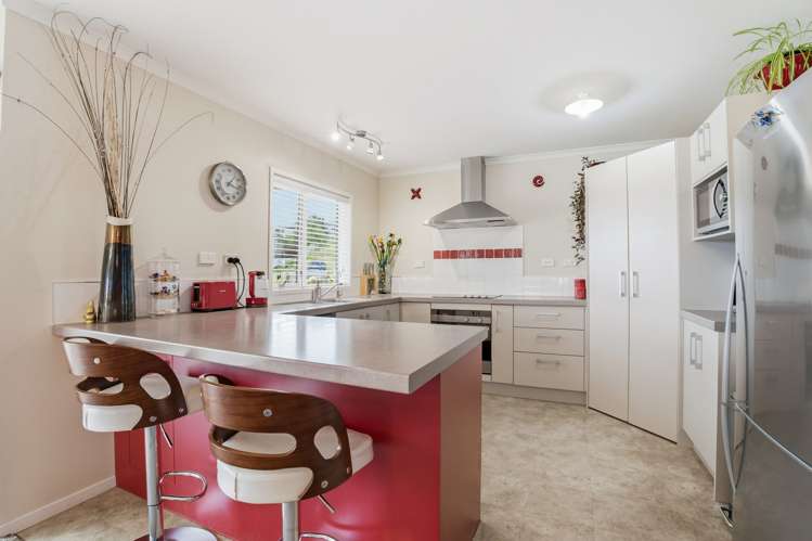 22 Eileen Stephens Place Tikipunga_2