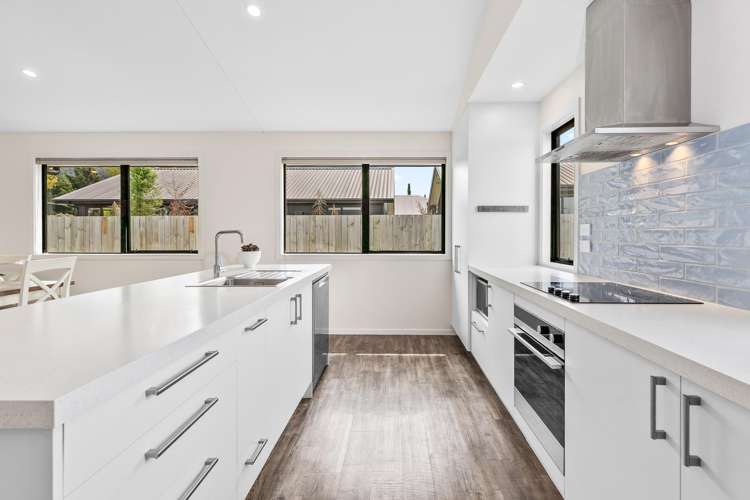 3 Edna Lane Lake Hawea_4